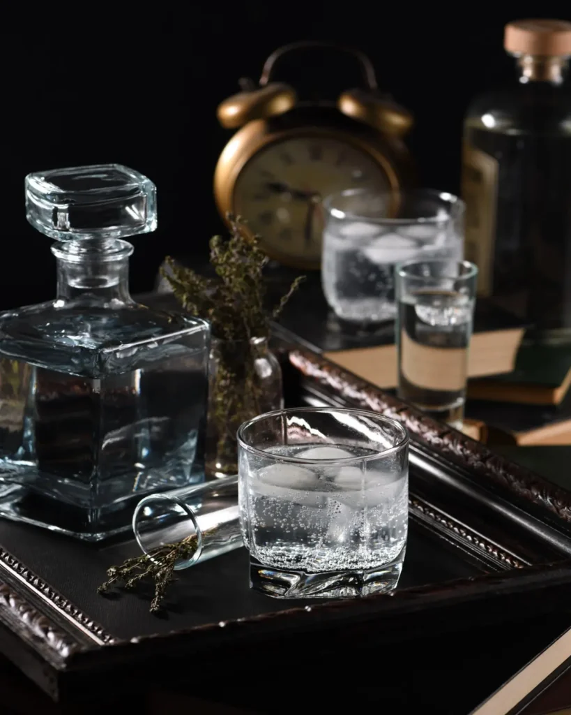 Unique-gin