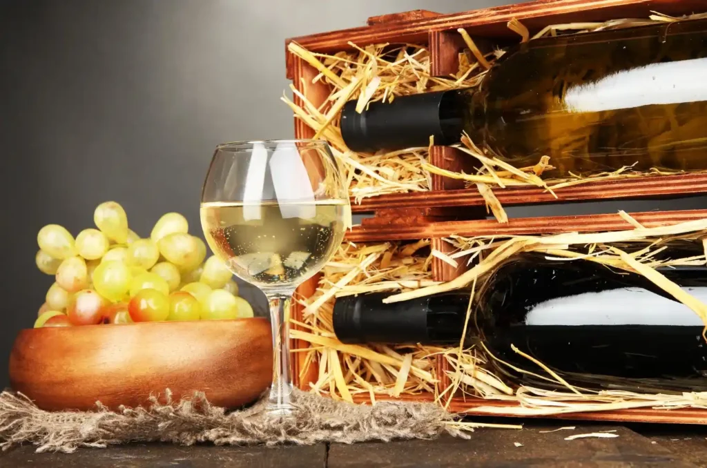 wooden-case-with-wine-bottles-glass