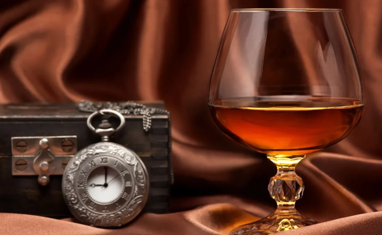 cognac-brandy-vintage-watch-chain