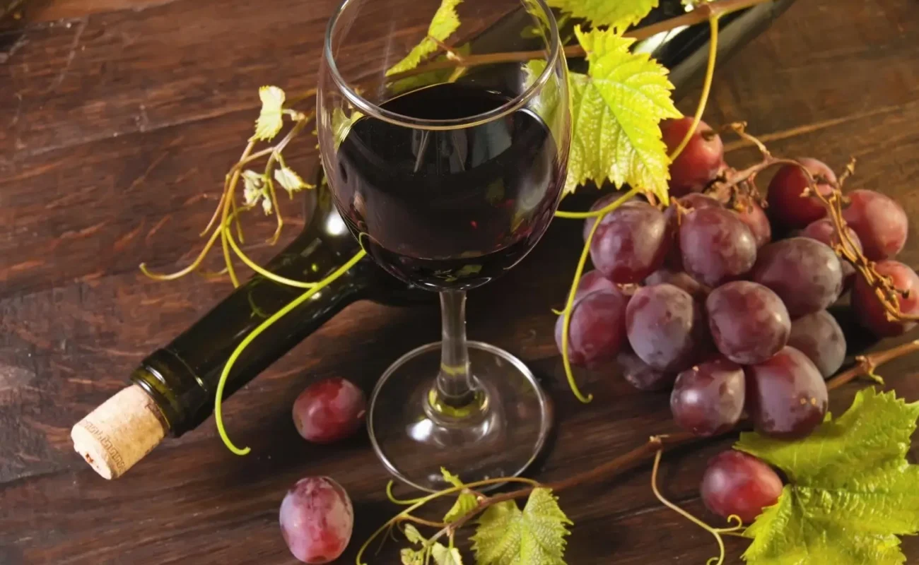 red wine with grapes